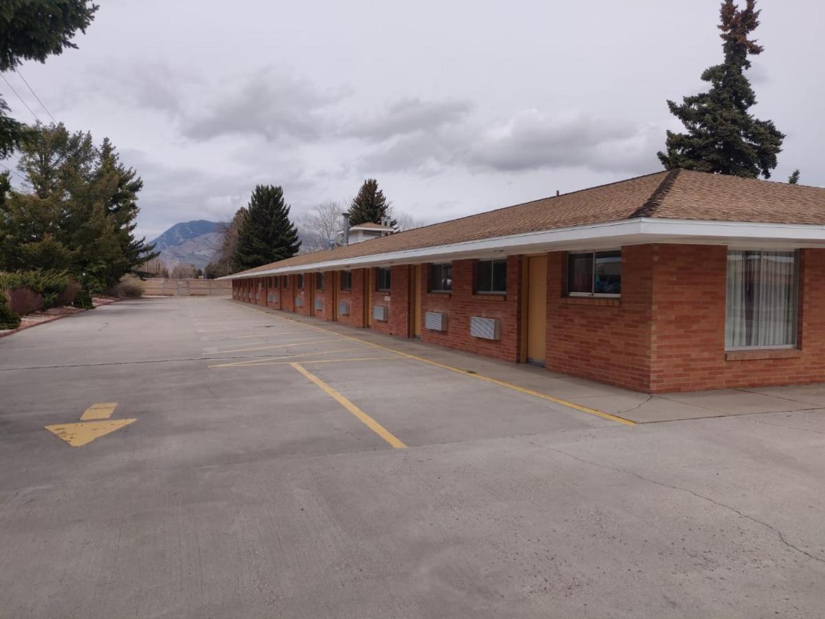 Skyline Motor Inn Cody Extérieur photo