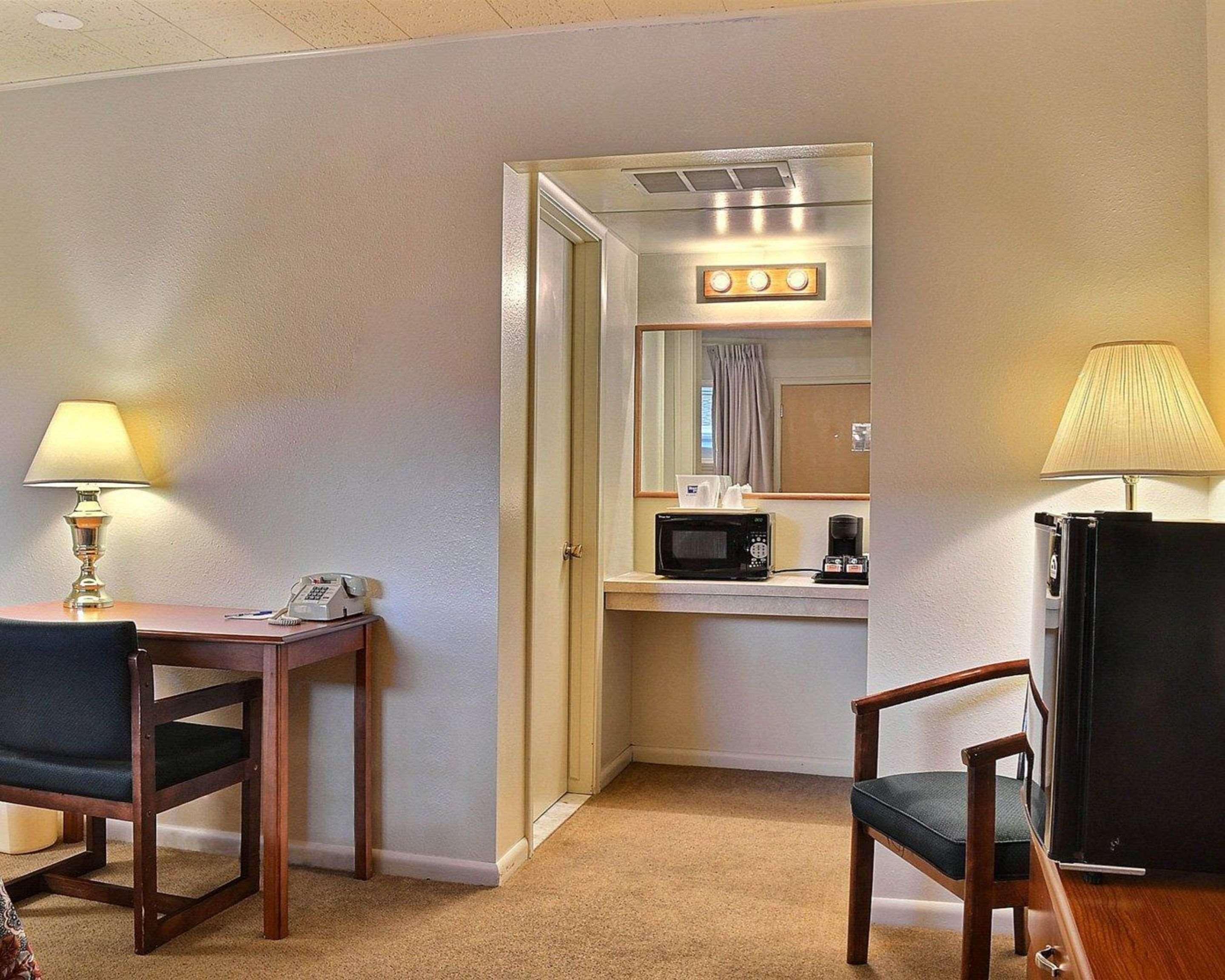 Skyline Motor Inn Cody Extérieur photo
